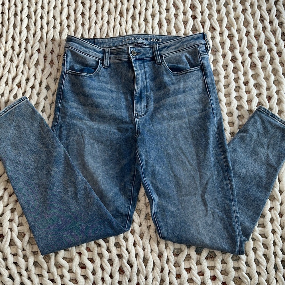 White-washed Jeans | American Eagle - Picture 3 of 5